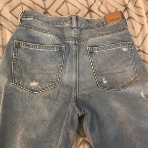 American Eagle Mom Jeans